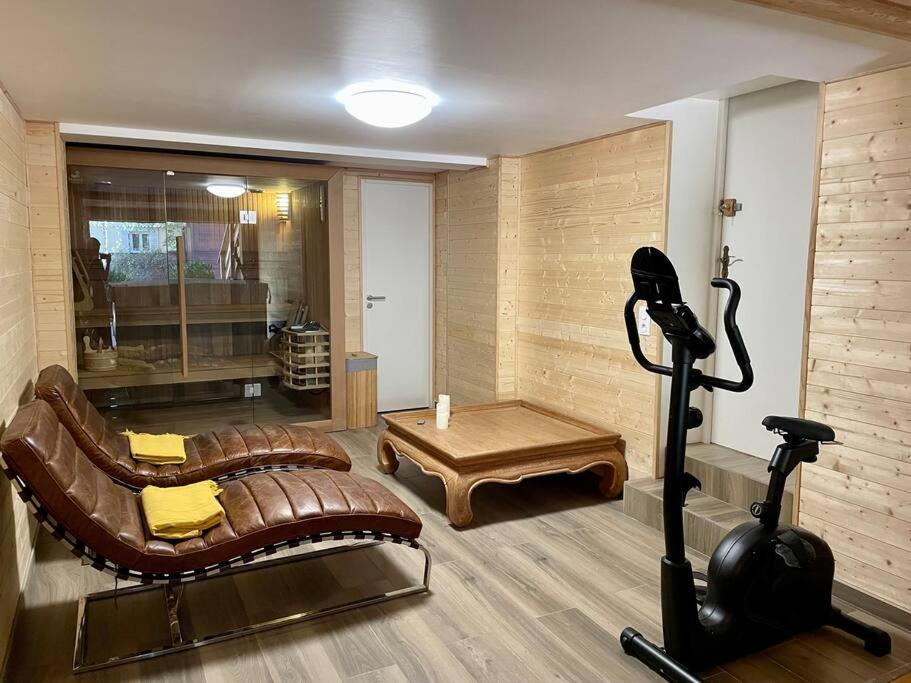 Chalet Kelly, Centre Ville / Jacuzzi / Sauna 热拉梅 外观 照片