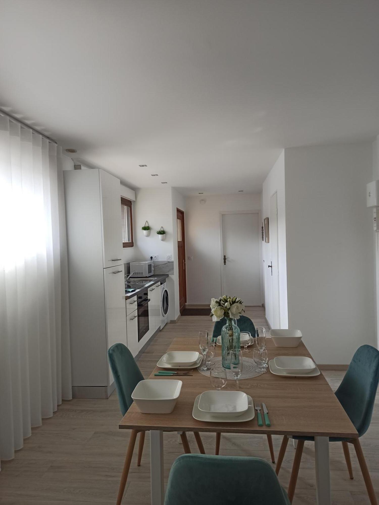 Chalet Kelly, Centre Ville / Jacuzzi / Sauna 热拉梅 外观 照片